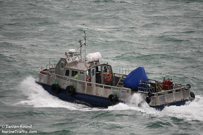 janet (Port tender) - IMO , MMSI 236111549, Call Sign ZDQP9 under the flag of Gibraltar