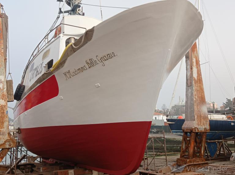n.madonna (Fishing vessel) - IMO , MMSI 247073570, Call Sign IKFI under the flag of Italy