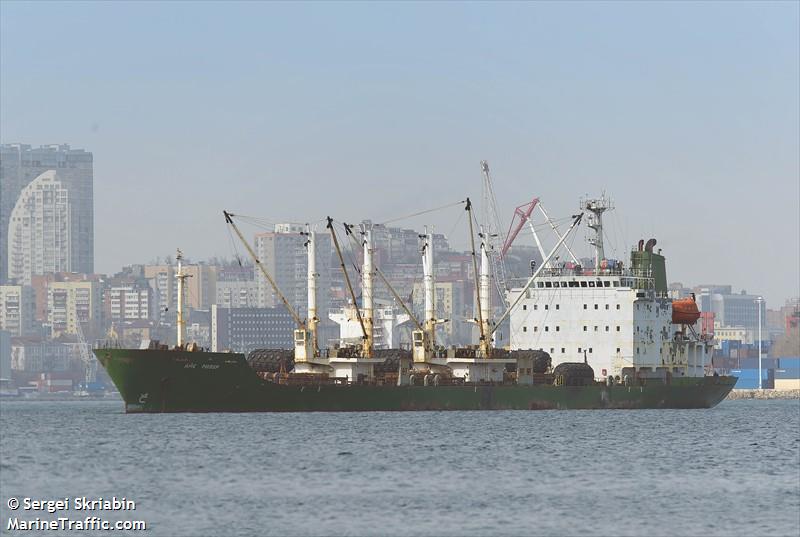 ice river (Refrigerated Cargo Ship) - IMO 9078452, MMSI 273290510, Call Sign UBIV6 under the flag of Russia