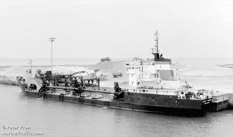 thames (Hopper Dredger) - IMO 7340631, MMSI 617092000, Call Sign D4GU under the flag of Cape Verde