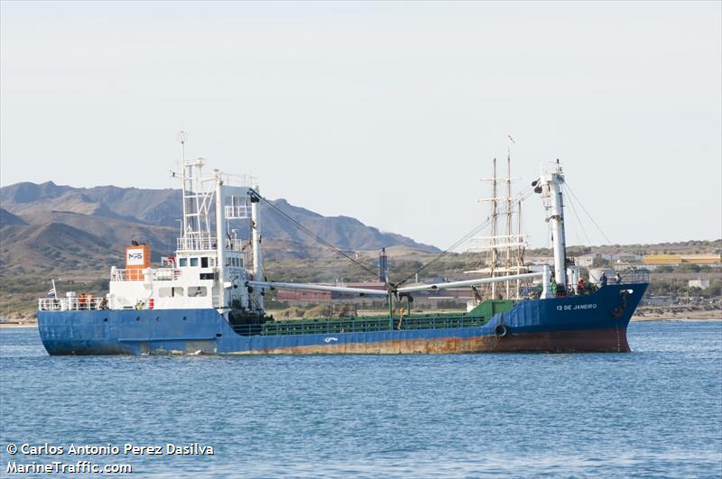 13 de janeiro (General Cargo Ship) - IMO 9072977, MMSI 617098000, Call Sign D4DE under the flag of Cape Verde