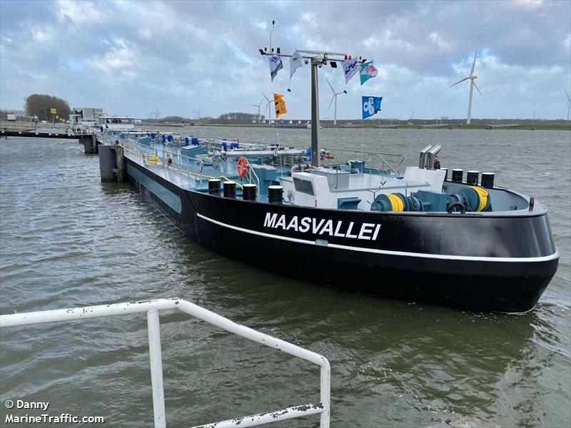 maasvallei (Tanker) - IMO , MMSI 244663833, Call Sign PH6662 under the flag of Netherlands
