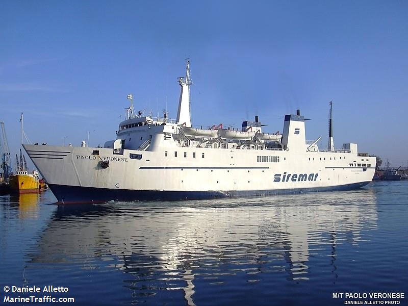 paolo veronese (Passenger/Ro-Ro Cargo Ship) - IMO 8407450, MMSI 247003700, Call Sign IBGA under the flag of Italy