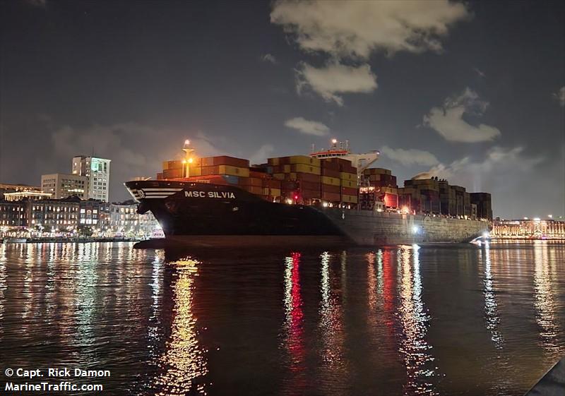 msc silvia (Container Ship) - IMO 9720457, MMSI 255806506, Call Sign CQEW7 under the flag of Madeira