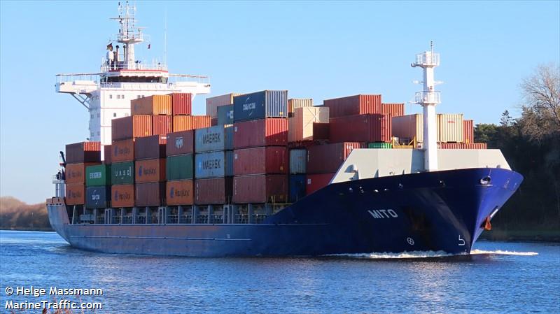 mito (Container Ship) - IMO 9319571, MMSI 255806508, Call Sign CQEW9 under the flag of Madeira