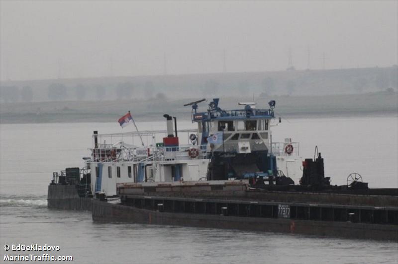 kumanovo (Cargo ship) - IMO , MMSI 279202375, Call Sign YT2375 under the flag of Serbia