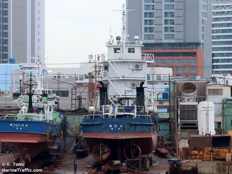 hae sin 6ho (Pusher Tug) - IMO 8954544, MMSI 440419000, Call Sign DSNY5 under the flag of Korea