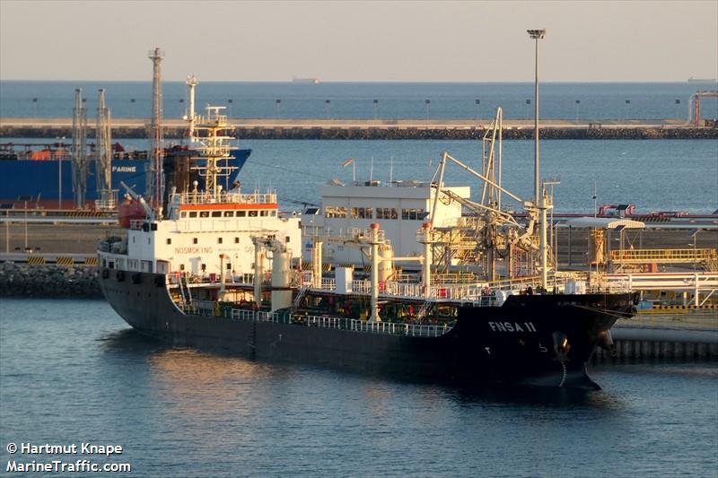 fnsa 11 (Oil Products Tanker) - IMO 9424534, MMSI 470711000, Call Sign A6E2906 under the flag of UAE