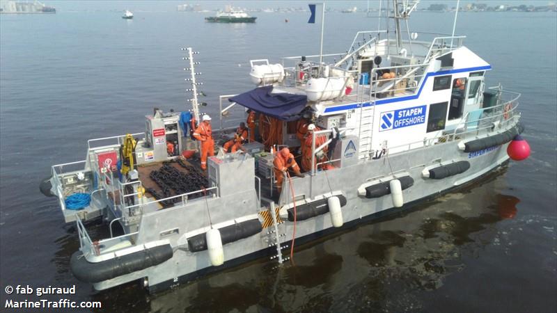 stapem narval (Diving ops) - IMO , MMSI 538008141, Call Sign V7A2007 under the flag of Marshall Islands