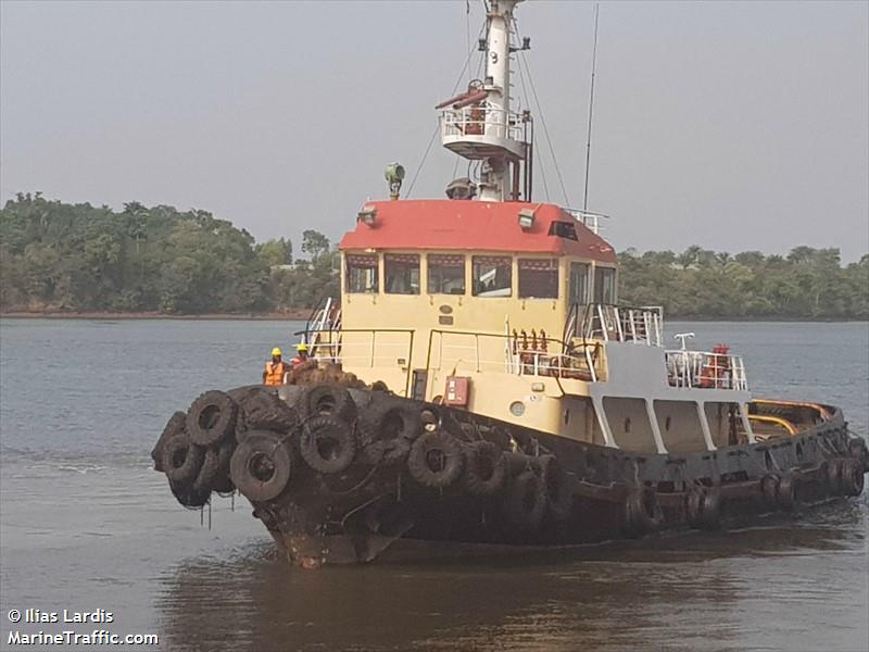 vgn leone (Tug) - IMO 7603198, MMSI 671772000, Call Sign 5VEG4 under the flag of Togolese Rep