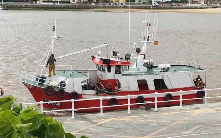 el diana (Fishing vessel) - IMO 2822634, MMSI 224015860, Call Sign EA5262 under the flag of Spain