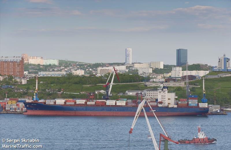 rio cadiz (Container Ship) - IMO 9360764, MMSI 255806448, Call Sign CQEP5 under the flag of Madeira