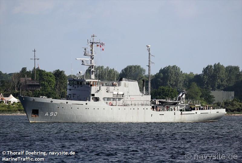 lv warship a-90 (Military ops) - IMO , MMSI 275307000, Call Sign YLNU under the flag of Latvia