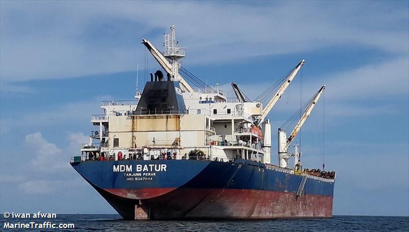 mdm batur (Bulk Carrier) - IMO 9347944, MMSI 525125009, Call Sign YCFW2 under the flag of Indonesia