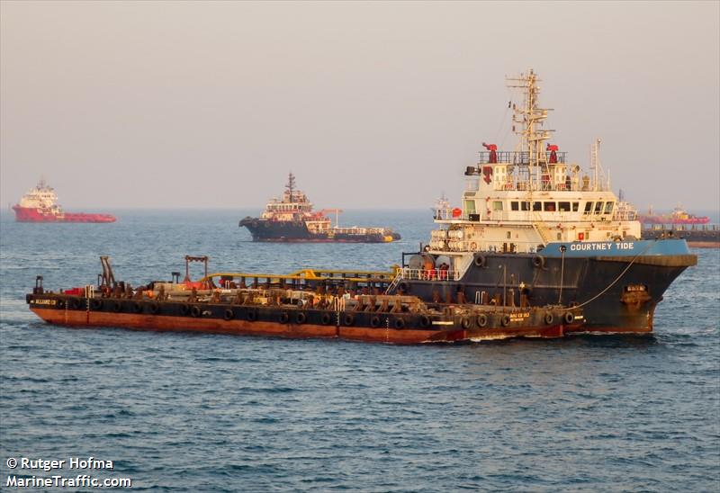 courtney tide (Offshore Tug/Supply Ship) - IMO 9582192, MMSI 576255000, Call Sign YJVV7 under the flag of Vanuatu