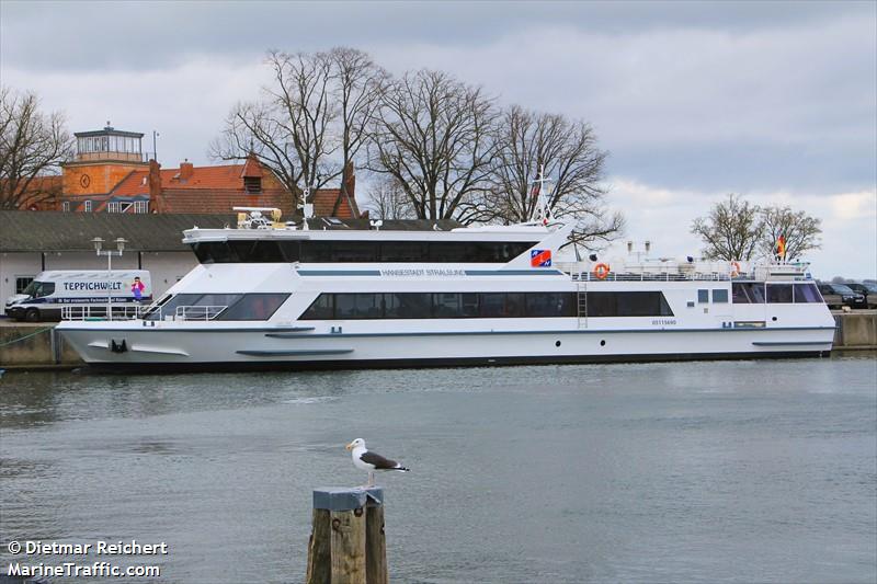 hansestadt stralsund (Passenger ship) - IMO , MMSI 211537310, Call Sign DH2827 under the flag of Germany