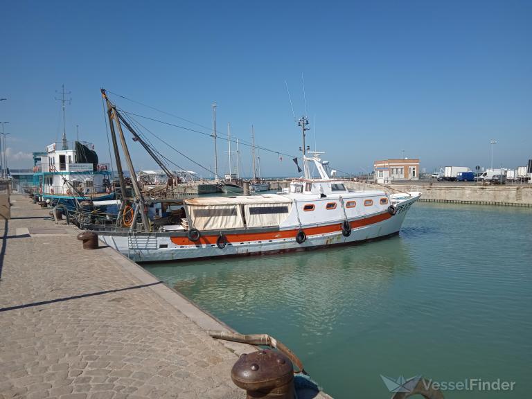 eugenio pozzi (Fishing vessel) - IMO , MMSI 247072740, Call Sign IRST under the flag of Italy