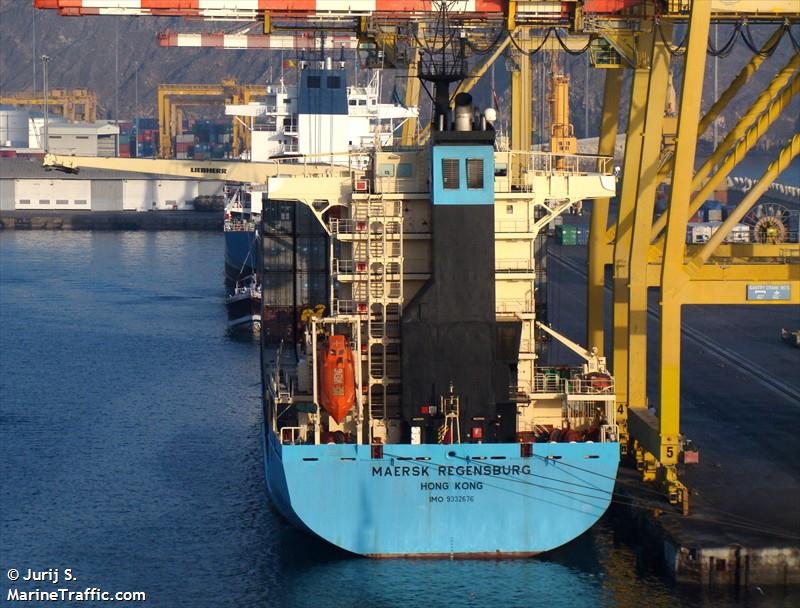 maersk regensburg (Container Ship) - IMO 9332676, MMSI 477143400, Call Sign VREN6 under the flag of Hong Kong