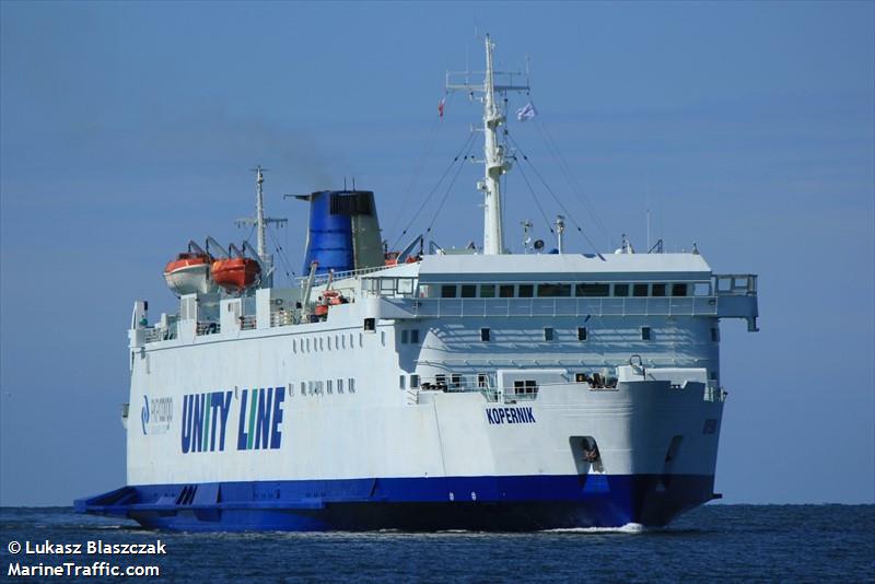 kopernik (Passenger/Ro-Ro Cargo Ship) - IMO 7527887, MMSI 209896000, Call Sign 5BXL3 under the flag of Cyprus