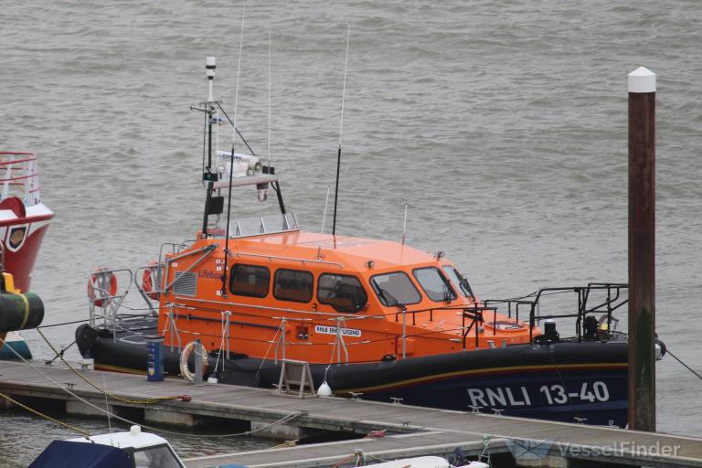 rnli lifeboat 13-40 (SAR) - IMO , MMSI 232025977, Call Sign MGQQ9 under the flag of United Kingdom (UK)