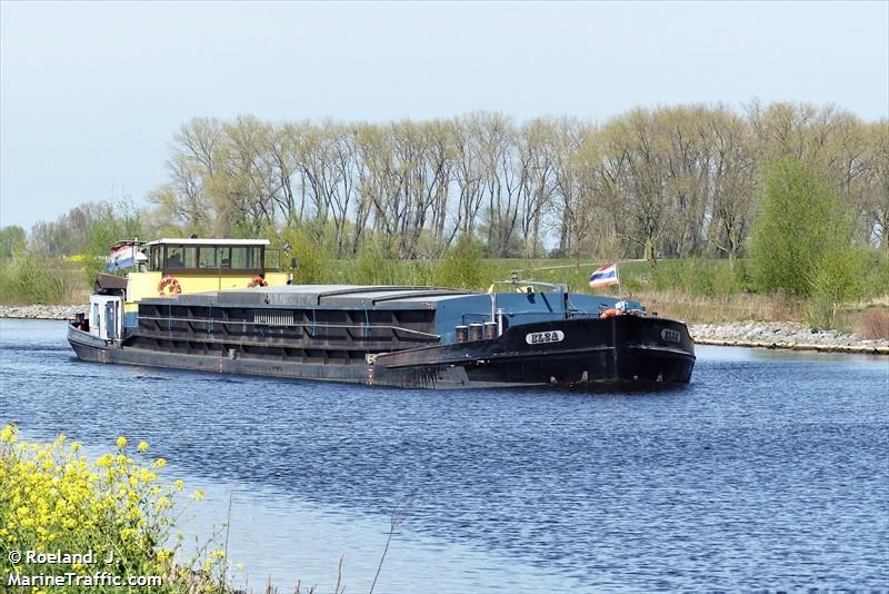 elsa (Cargo ship) - IMO , MMSI 244078307, Call Sign PG8307 under the flag of Netherlands