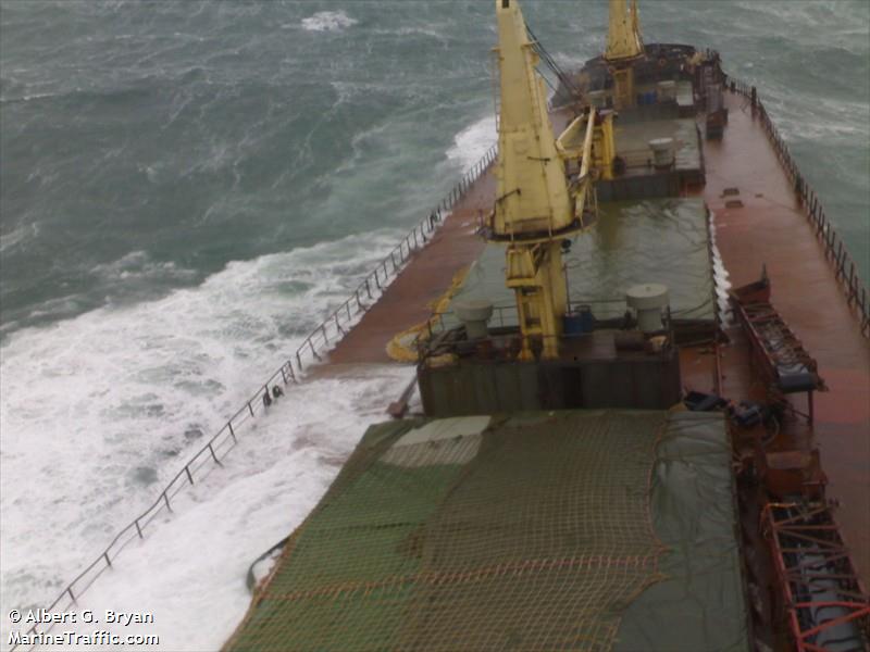 tug lider (Tug) - IMO , MMSI 356942000, Call Sign TUG)LI under the flag of Panama