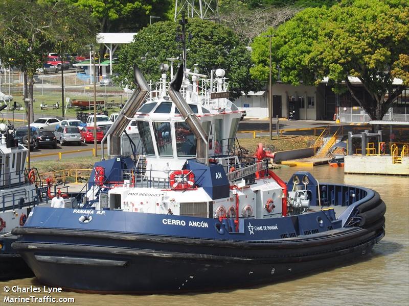 cerro ancon (Tug) - IMO 9669603, MMSI 357160000, Call Sign TUG)AN under the flag of Panama