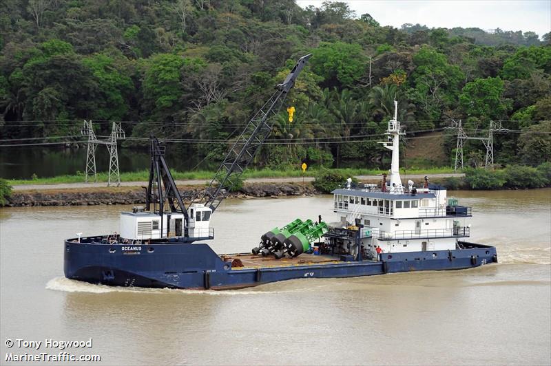 oceanus (Towing vessel) - IMO , MMSI 374002000, Call Sign CRN)OCE under the flag of Panama