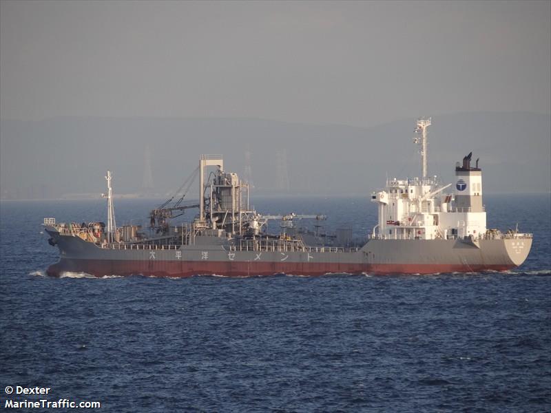 koyo maru (Cement Carrier) - IMO 9072850, MMSI 431400223, Call Sign JG5164 under the flag of Japan