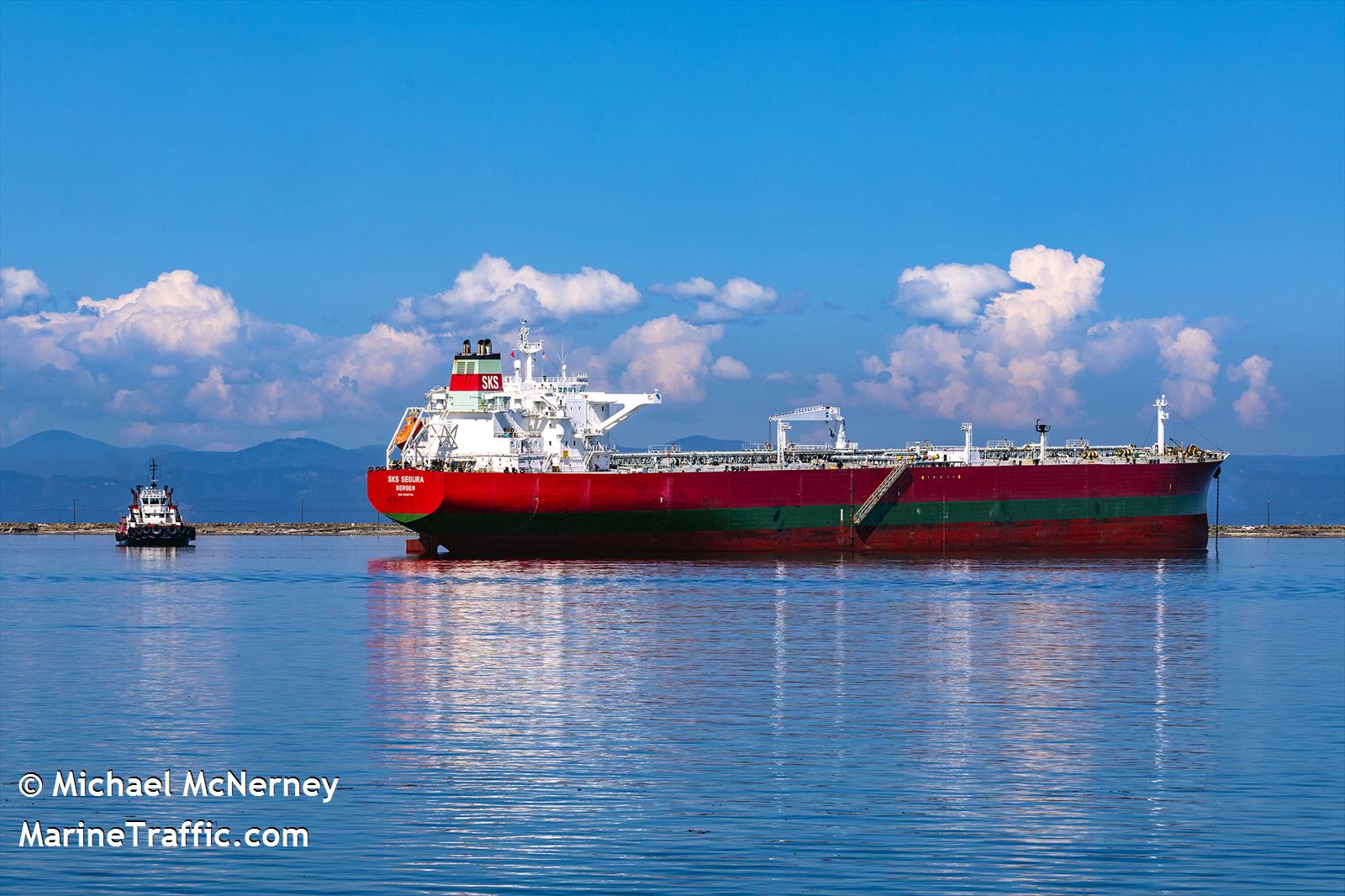 caro (Crude Oil Tanker) - IMO 9326718, MMSI 574005130, Call Sign XVIW7 under the flag of Vietnam