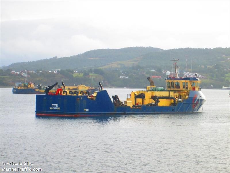 tyr (Fish Carrier) - IMO 9673094, MMSI 725001071, Call Sign CA4364 under the flag of Chile