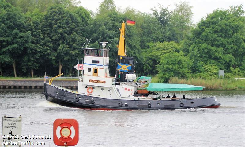 flensburg (Tug) - IMO , MMSI 211379620, Call Sign DG7392 under the flag of Germany