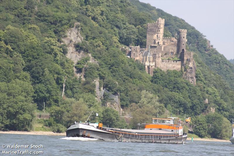 tampentrekker (Pleasure craft) - IMO , MMSI 211501380, Call Sign DK7095 under the flag of Germany