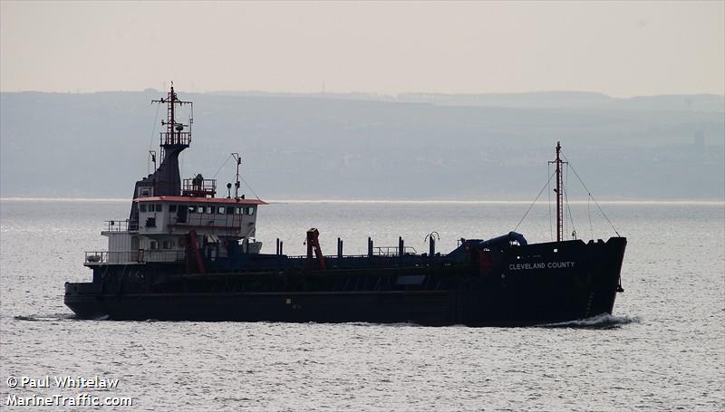 cleveland county (Hopper Dredger) - IMO 7325306, MMSI 232004107, Call Sign GSEB under the flag of United Kingdom (UK)