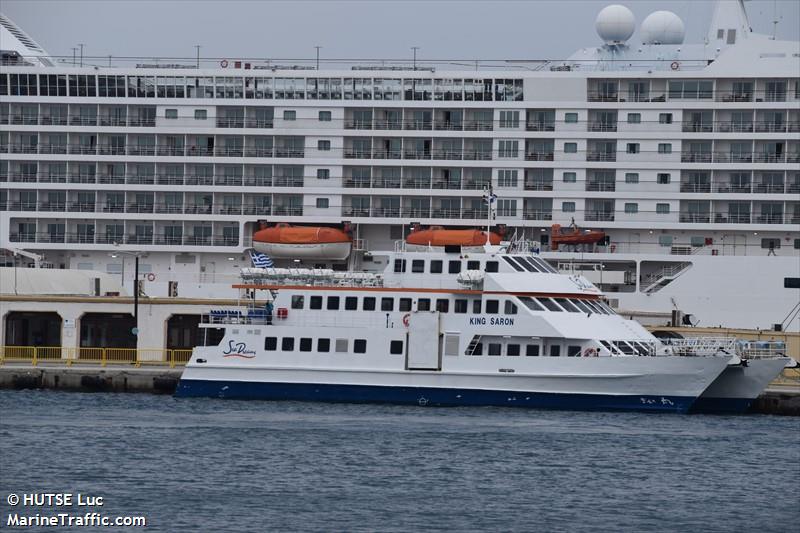 king saron (Passenger Ship) - IMO 8717374, MMSI 240343000, Call Sign SX-7065 under the flag of Greece
