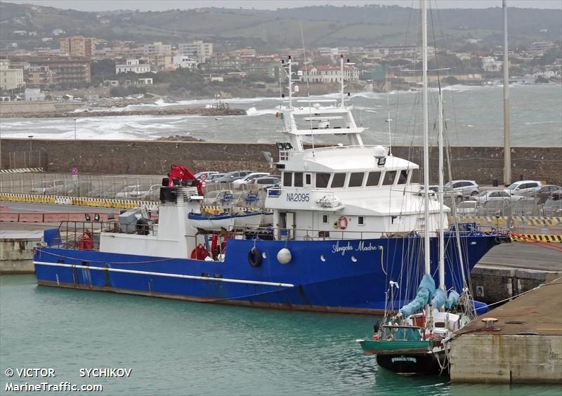 angela madre (Fishing Vessel) - IMO , MMSI 247111260, Call Sign IPND under the flag of Italy