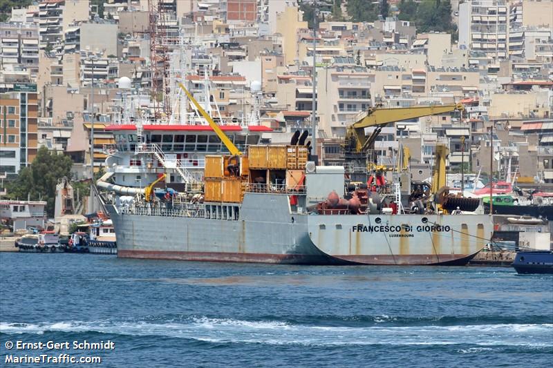 francesco di giorgio (Hopper Dredger) - IMO 9280201, MMSI 253476000, Call Sign LXOI under the flag of Luxembourg