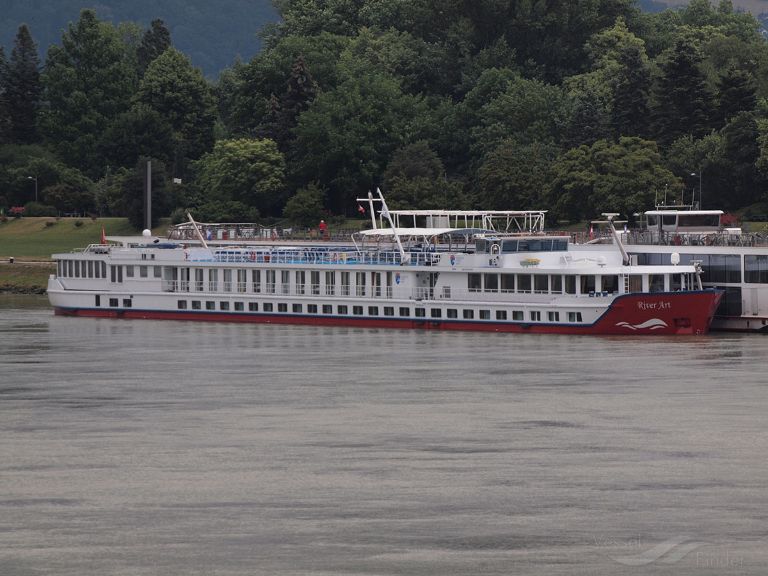 viktoria (Passenger ship) - IMO , MMSI 269057626, Call Sign HE7626 under the flag of Switzerland