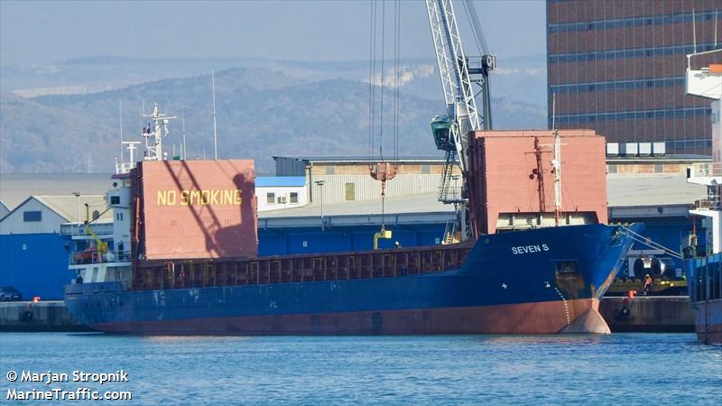 seven s (General Cargo Ship) - IMO 9006344, MMSI 351381000, Call Sign 3FWN2 under the flag of Panama