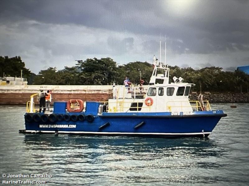 authority i (Pilot) - IMO , MMSI 374576000, Call Sign HP7393 under the flag of Panama