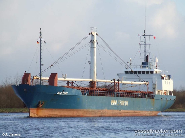 ebrahim ali hussian (General Cargo Ship) - IMO 8700981, MMSI 419727000, Call Sign AUWN under the flag of India