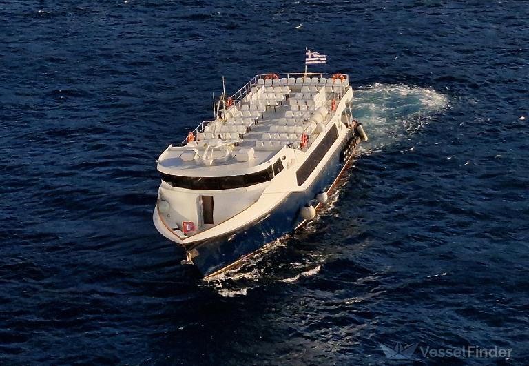 sea star (Passenger Ship) - IMO 9917452, MMSI 240306700, Call Sign SVB2417 under the flag of Greece