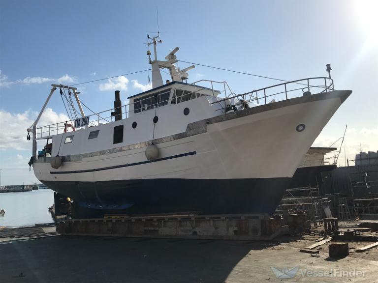 pandora (Fishing vessel) - IMO , MMSI 247081020, Call Sign IMXL under the flag of Italy