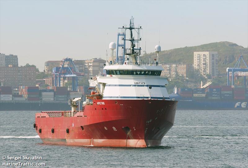 arctic (Offshore Tug/Supply Ship) - IMO 9122978, MMSI 273295130, Call Sign UBTV3 under the flag of Russia