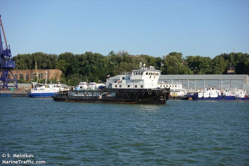 ozernyi 207 (Tug) - IMO , MMSI 273444450, Call Sign UBZR5 under the flag of Russia