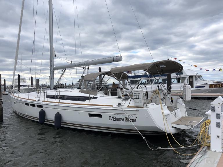 l heure bleue (Sailing vessel) - IMO , MMSI 338171737 under the flag of USA