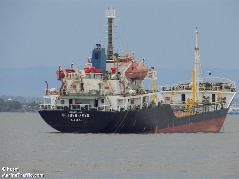 mt.towo aryo (Oil Products Tanker) - IMO 8974362, MMSI 525017077, Call Sign YFFI under the flag of Indonesia
