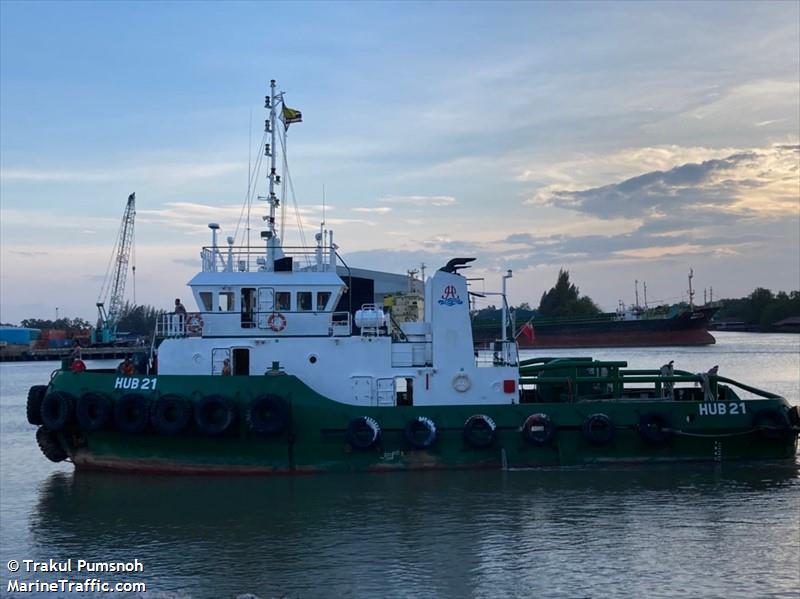 hub21 (Tug) - IMO 9616333, MMSI 533170036, Call Sign 9WLH2 under the flag of Malaysia