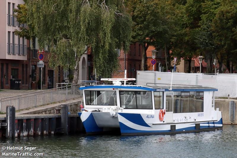 aluna (Passenger ship) - IMO , MMSI 211780210, Call Sign  DA6605 under the flag of Germany