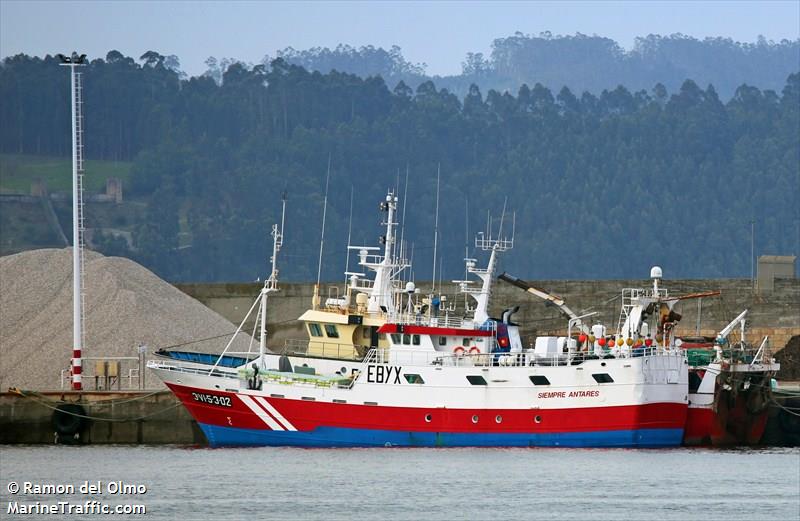 siempre antares (Fishing Vessel) - IMO 8731875, MMSI 224055240, Call Sign EBYX under the flag of Spain
